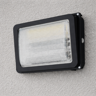 LED gevelarmatuur Desmos gemonteerd aan de gevel