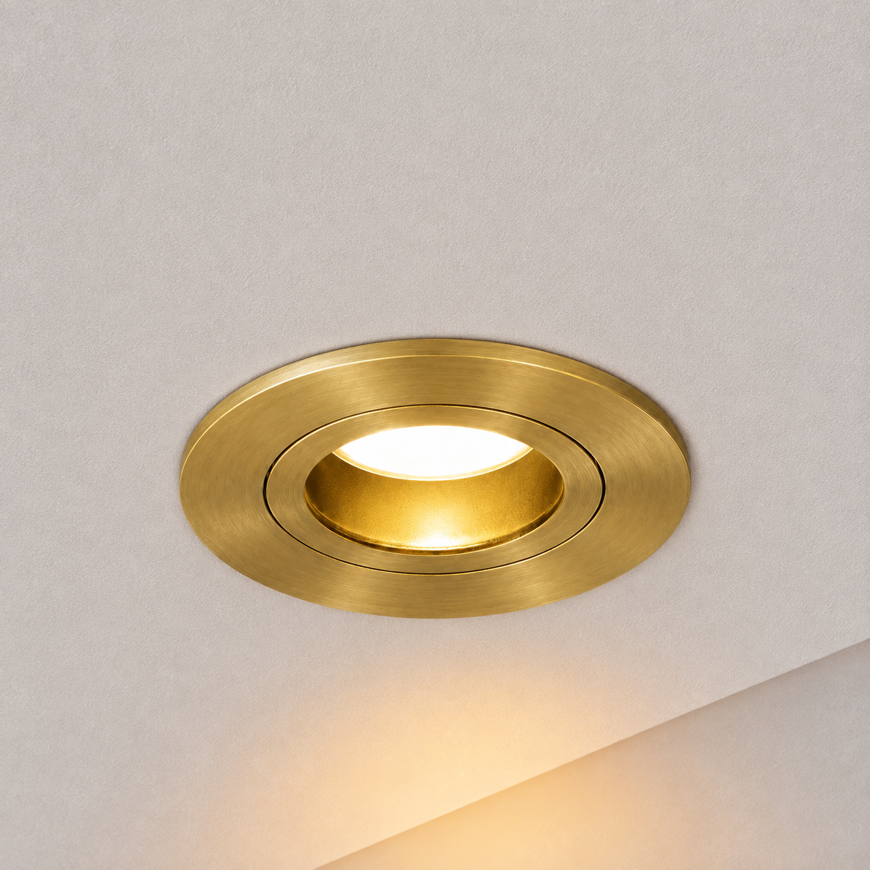 360 Grad schwenkbarer LED Einbaustrahler | Hessle | Weiß | IP65 – wasserdicht