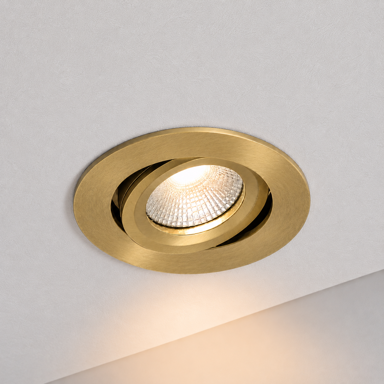 LED Inbouwspot Aristo | Dimbaar | IP65 | 4W of 6W | CCT Switch | Zaagmaat: Ø68-75 mm | Goud