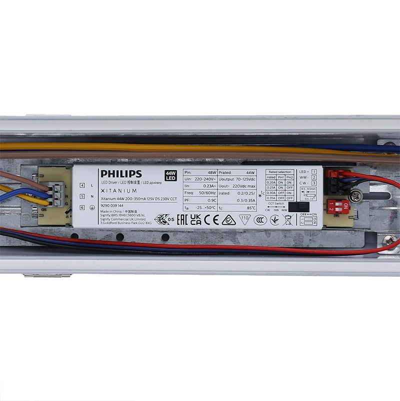 LED Batten Koppelbaar 150 cm – 35-60W Wattage & CCT-Switch | Philips Driver - Outledtl.nl 